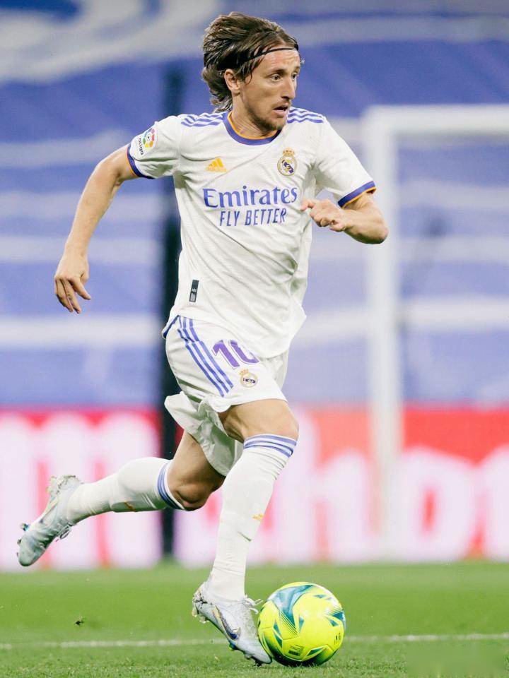 47 岁的王励勤官宣新身份，樊振东成赢家，原来一切早有预兆